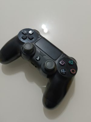 Controle Playstation 4 Semi novo